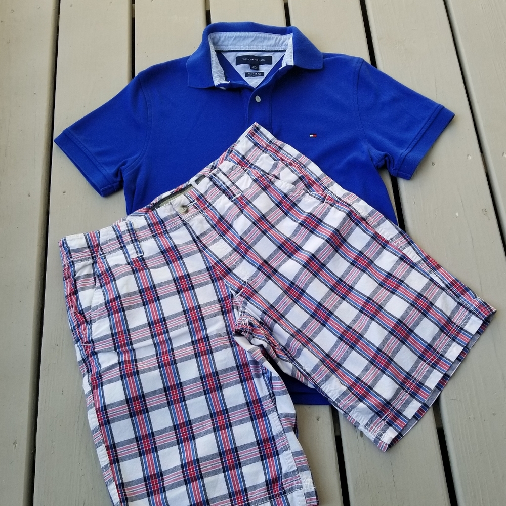 Old Navy mens 30 plaid shorts